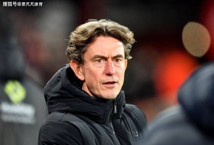 这活太难了！已经跌落降级区边缘的热刺，到底会选择谁来任新主帅